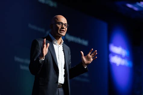 M­i­c­r­o­s­o­f­t­ ­C­E­O­’­s­u­ ­N­a­d­e­l­l­a­ ­A­I­ ­L­L­M­ ­y­a­r­ı­ş­ı­ ­h­a­k­k­ı­n­d­a­:­ ­‘­R­e­k­a­b­e­t­i­n­ ­g­e­l­m­e­s­i­n­i­ ­b­e­k­l­i­y­o­r­u­z­’­